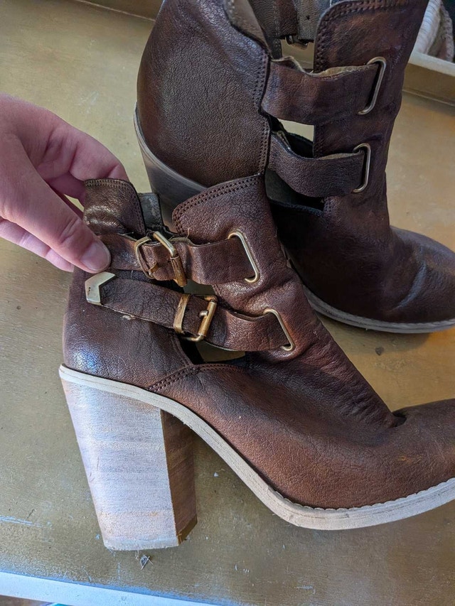 Women's Brown Leather Upper Ankle Boots - photo 2