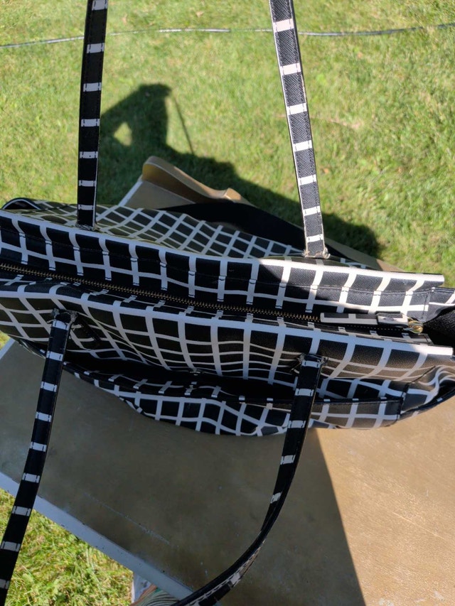 Kate Spade Diaper Bag with Change Mat - photo 5