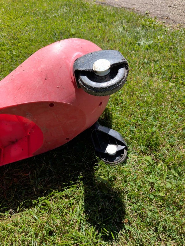 Red Plasma Car - photo 4