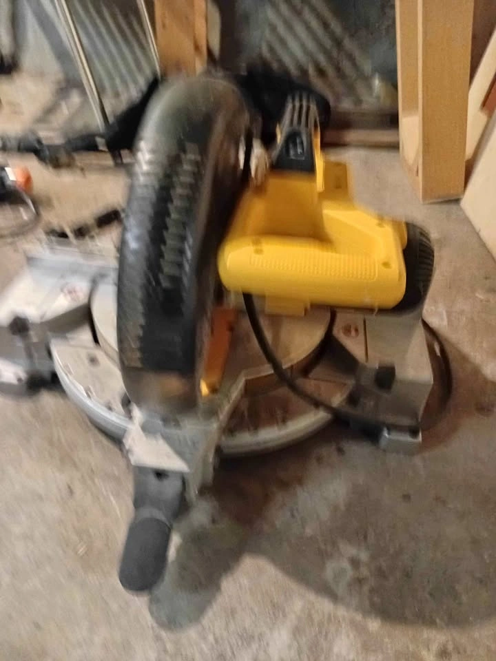 DeWalt Miter Saw