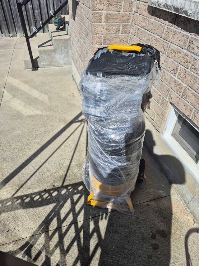 DeWalt 15 Gallon Air Compressor