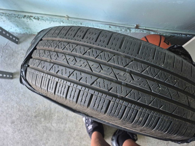 Continental 235/65R18 Tire