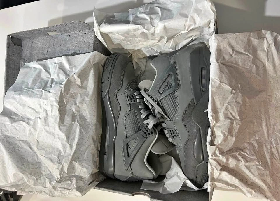 Authentic Jordan 4 Wet Cement
