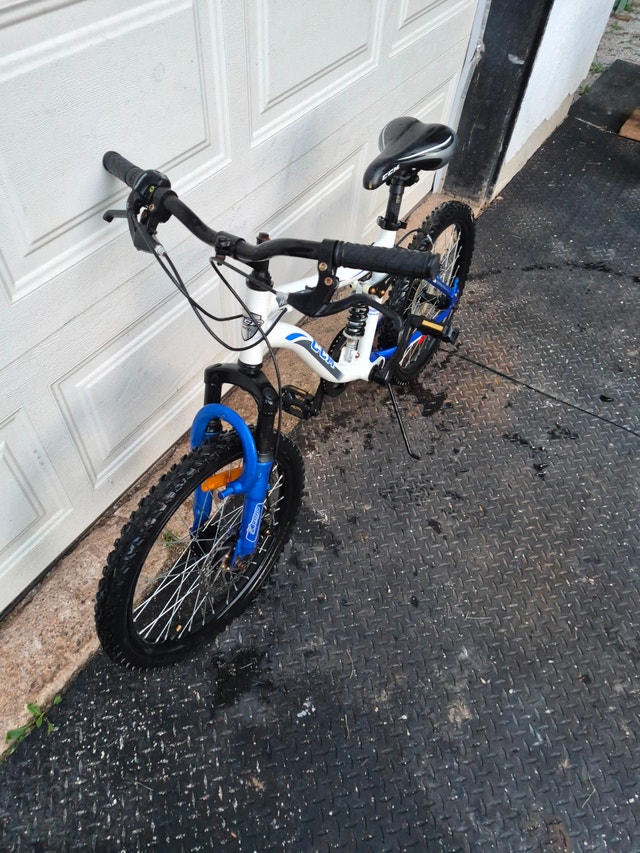 20'' CCM Assault Dual Suspension White Bicycle - photo 2