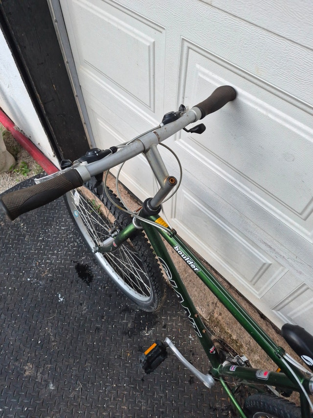 26'' wheel bike Giant Boulder Green road bicycle - photo 4