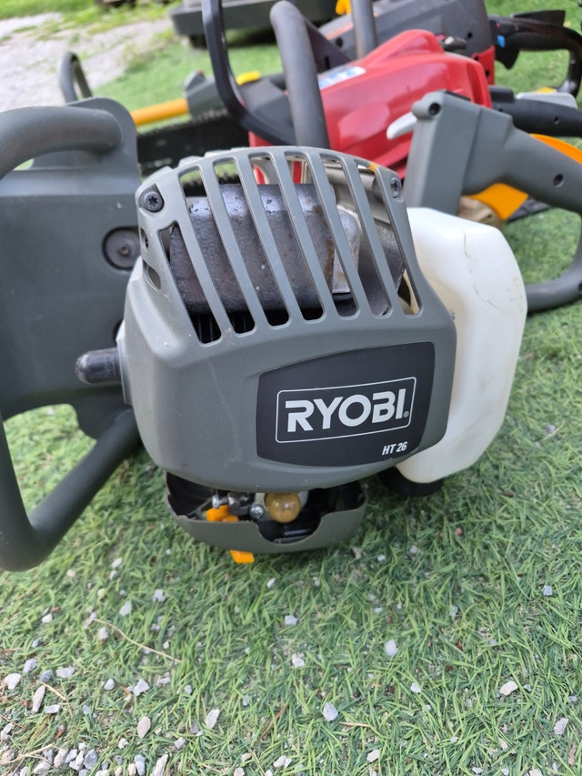Gas Chain Saws, Trimmers, Water Pump, and Leaf Blower - photo 3
