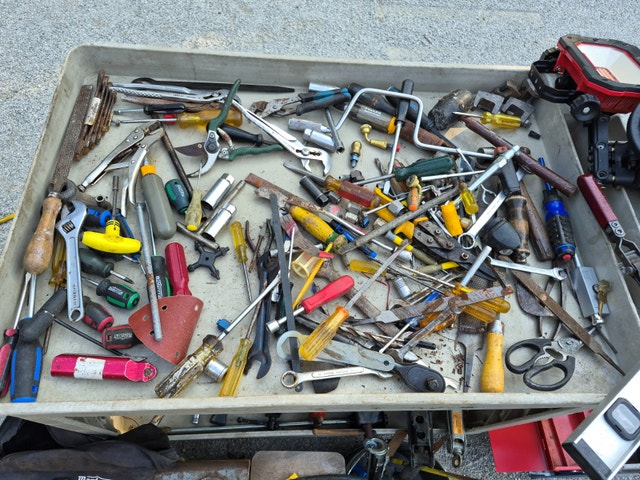 TOOLS, toolbox full misc. bulk deal working and non working tool - photo 3