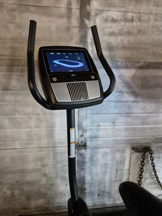 ProForm C10U Upright Stationary Exercise Bike - photo 2