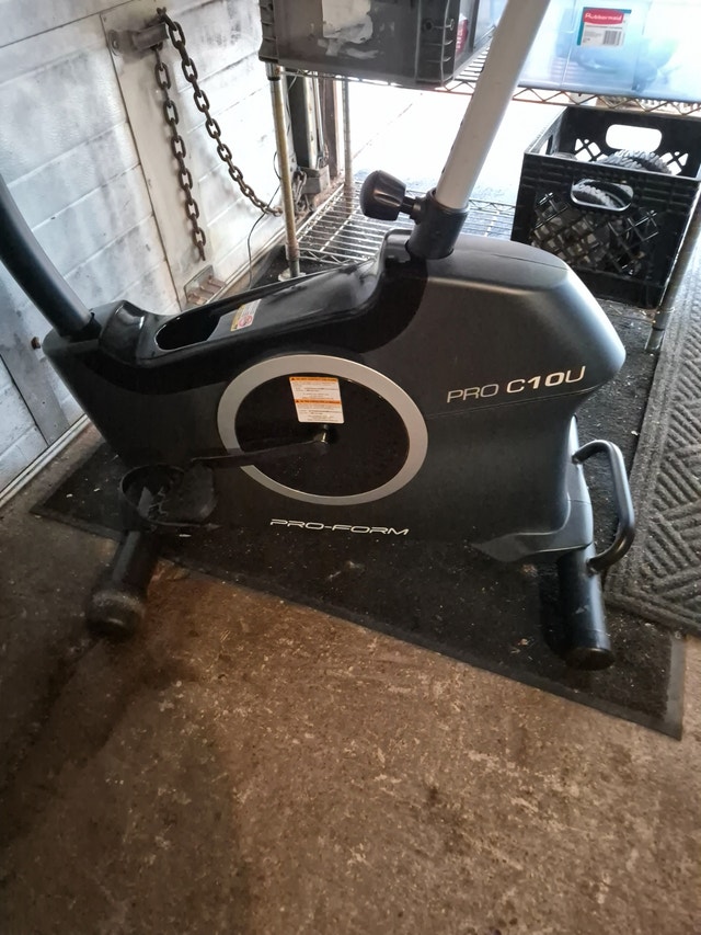 ProForm C10U Upright Stationary Exercise Bike - photo 4
