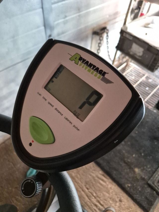 Advantage Fitness 488 Upright Exercise Bike - photo 2