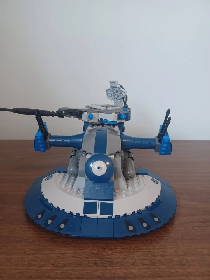 Armored Assault Tank (8018) - photo 3