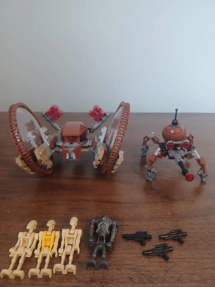 Hailfire Droid & Spider Droid (7670) - photo 3