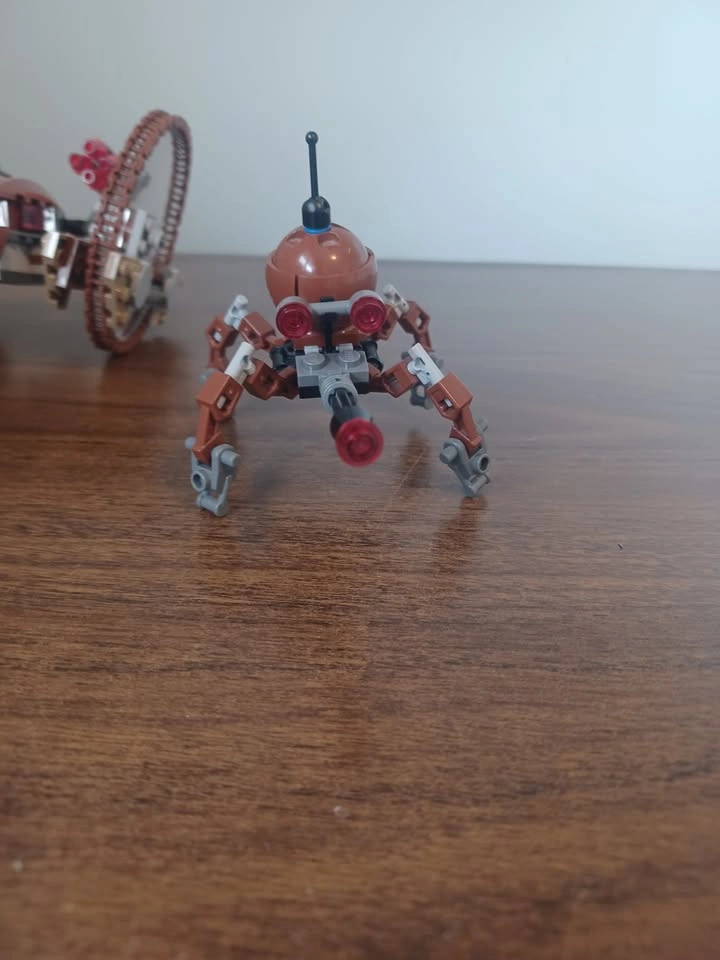 Hailfire Droid & Spider Droid (7670) - photo 4