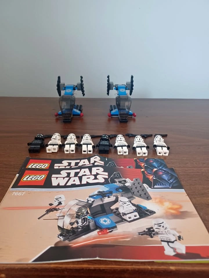 Imperial Dropship 2X (7667)