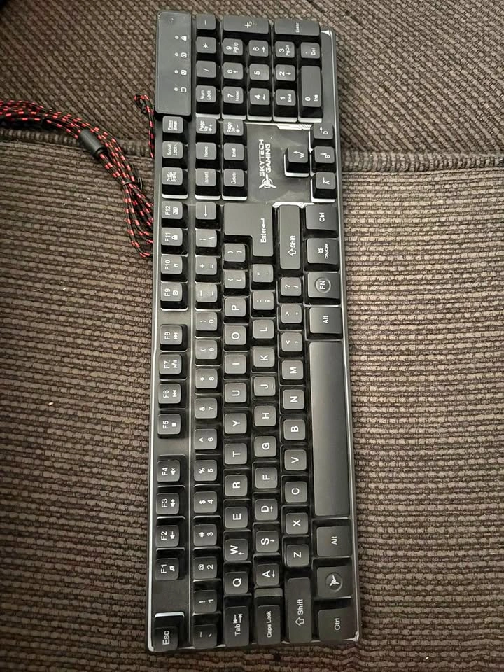 Skytech Gaming wired keyboard