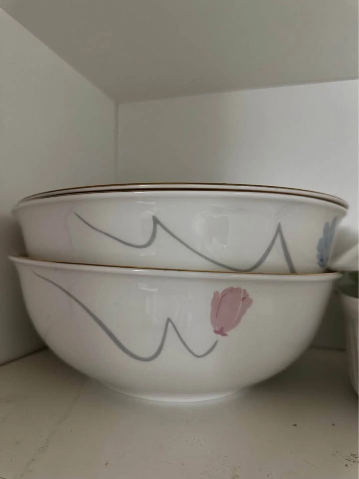Vintage Floral Dinnerware Set - photo 3