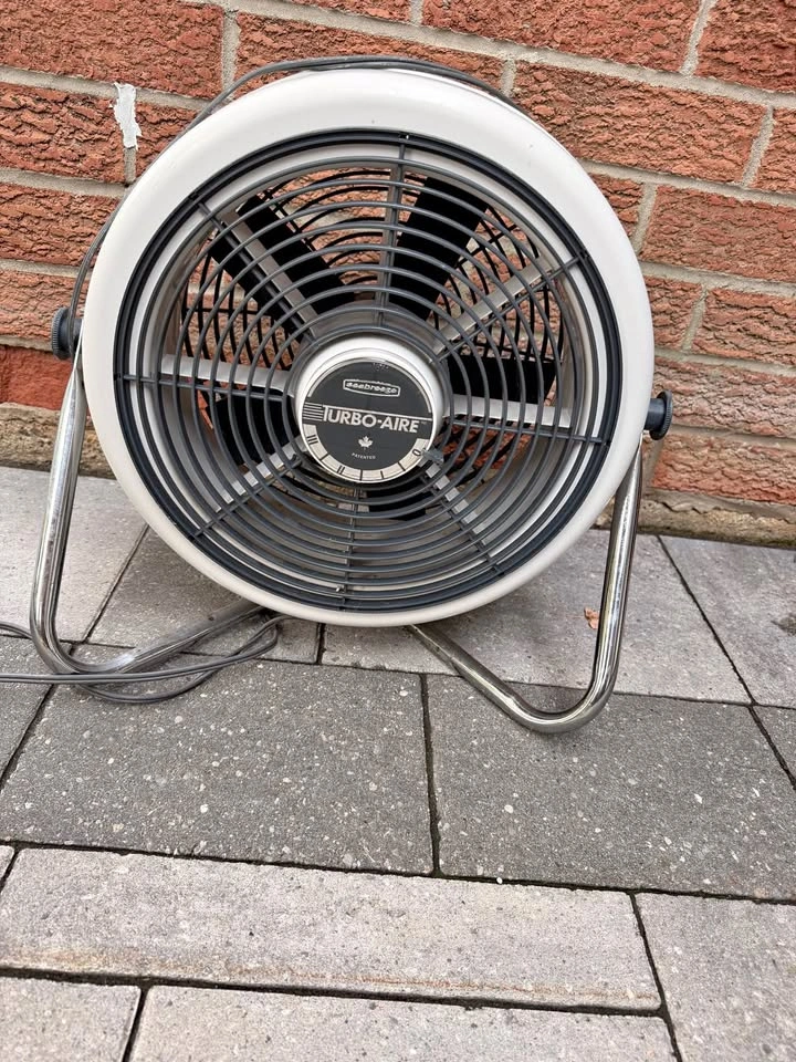 Seabreeze Turbo-Aire High-Velocity Floor Fan – Adjustable Tilt