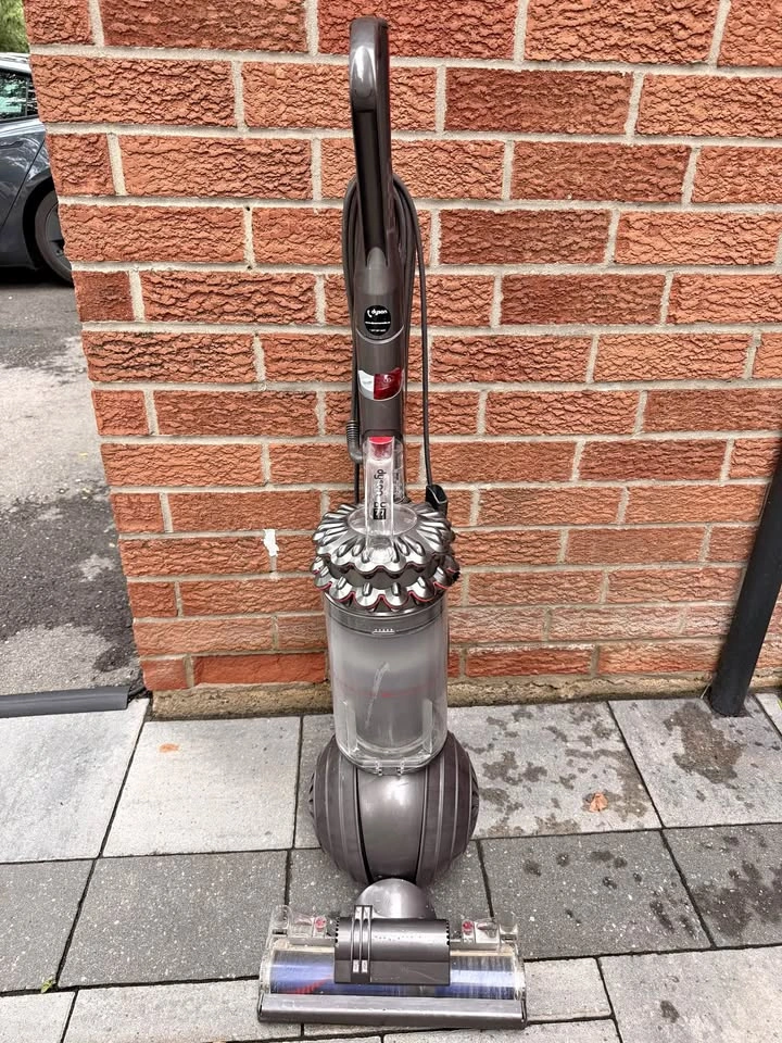 Dyson DC77 Ball Upright Vacuum – Corded Bagless Vacuum