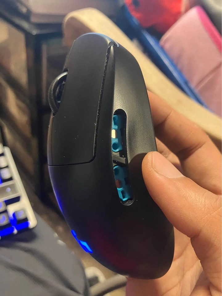 Logitech G Pro Wireless Mouse - photo 2