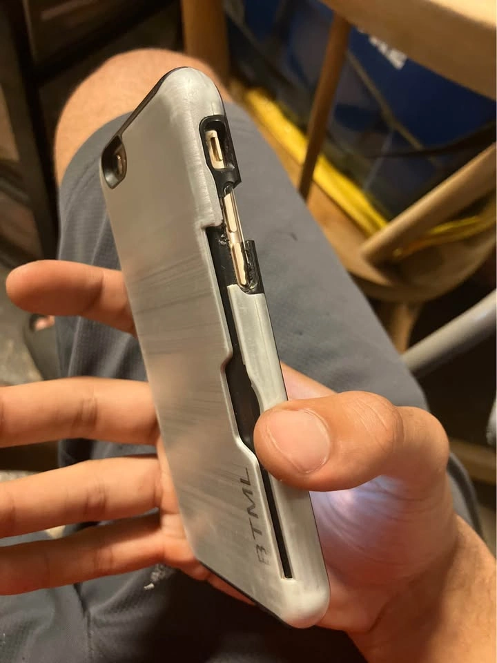iPhone 6 — 16GB, 85% Battery Health, Factory Reset - photo 3