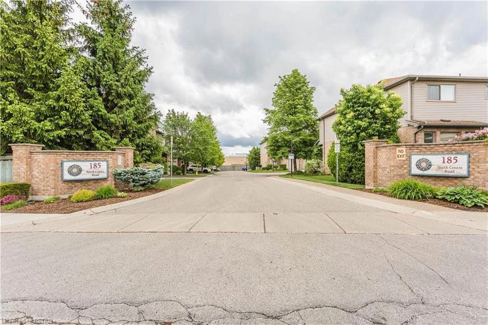 4 Beds 3.5 Baths - House - photo 3