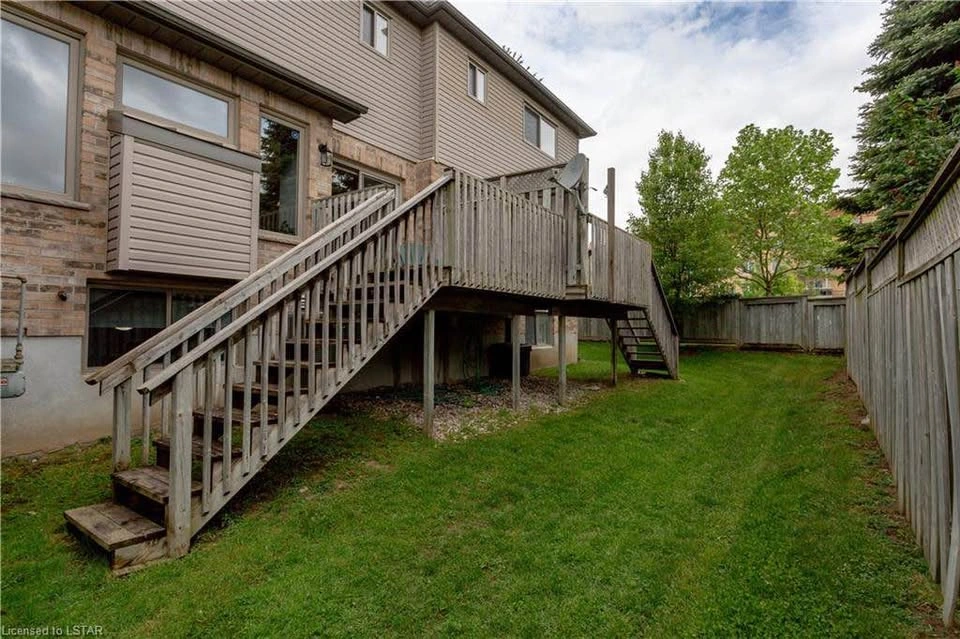 4 Beds 3.5 Baths - House - photo 4