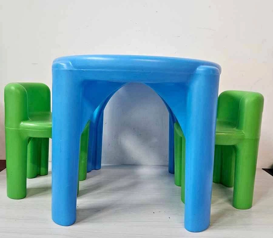Little Tikes Kids Table and Chair Set