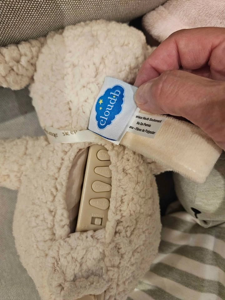 Cloud B Sleep Sheep Sound Machine Bundle - photo 2