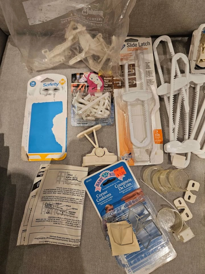 Baby/Child Safety Proofing Bundle - photo 3