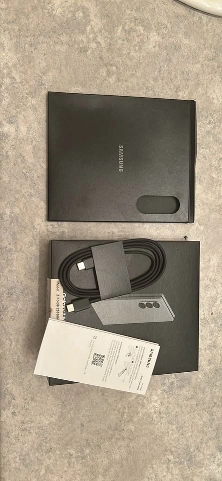 Samsung Z fold 6