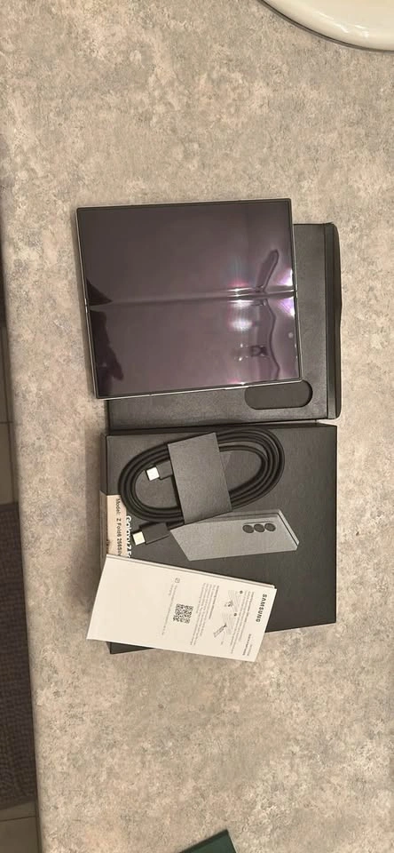 Samsung Z fold 6 - photo 2