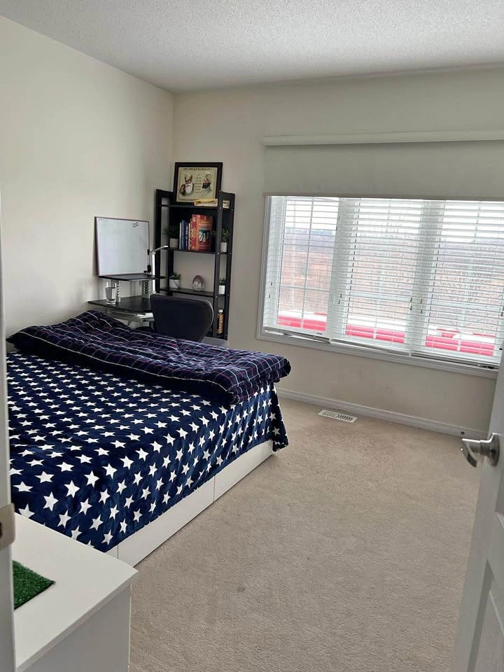 Private room for rent