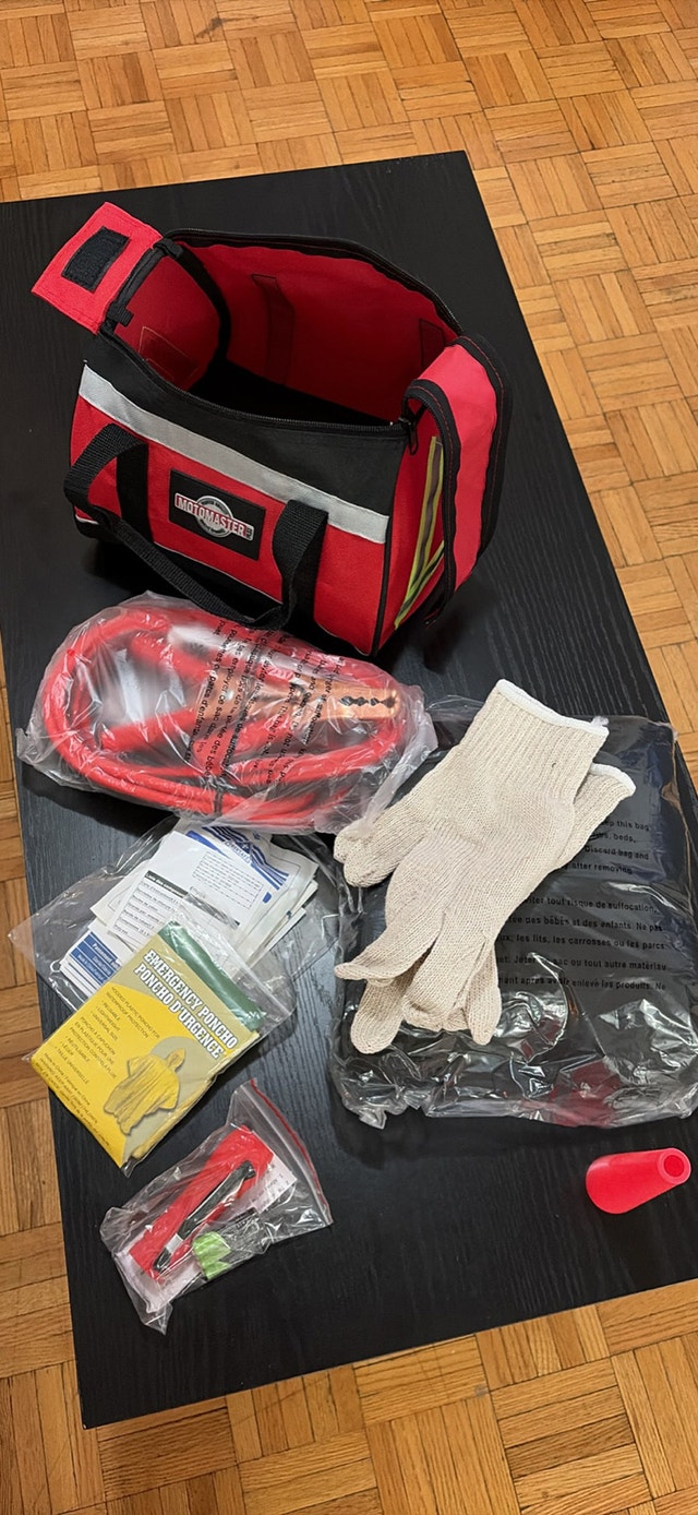 MotoMaster emergency roadside kit - photo 2