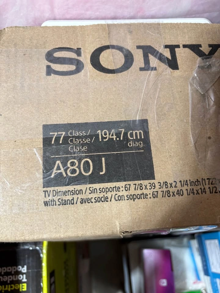 Sony OLED 77 inch model A80 J for sale - photo 4