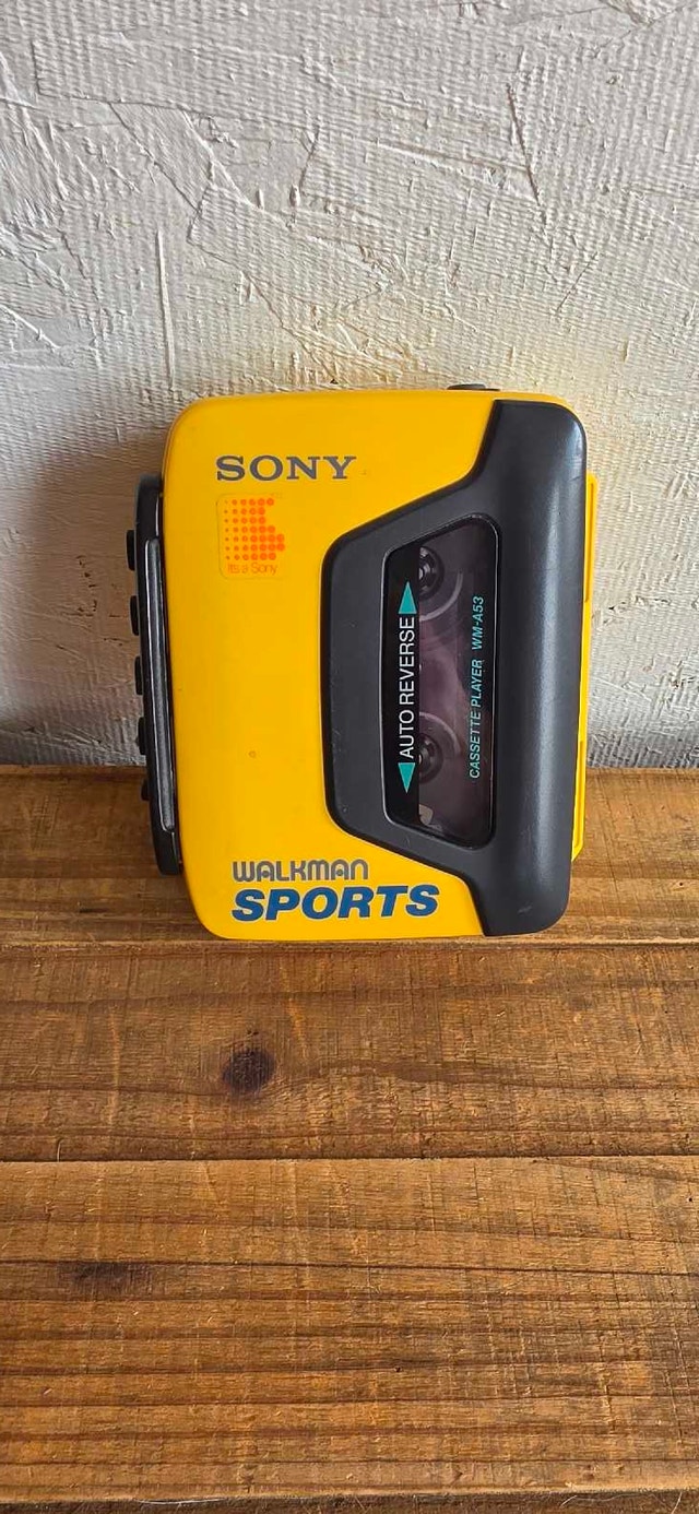 Sony WM-A53 Walkman Cassette Player Sports