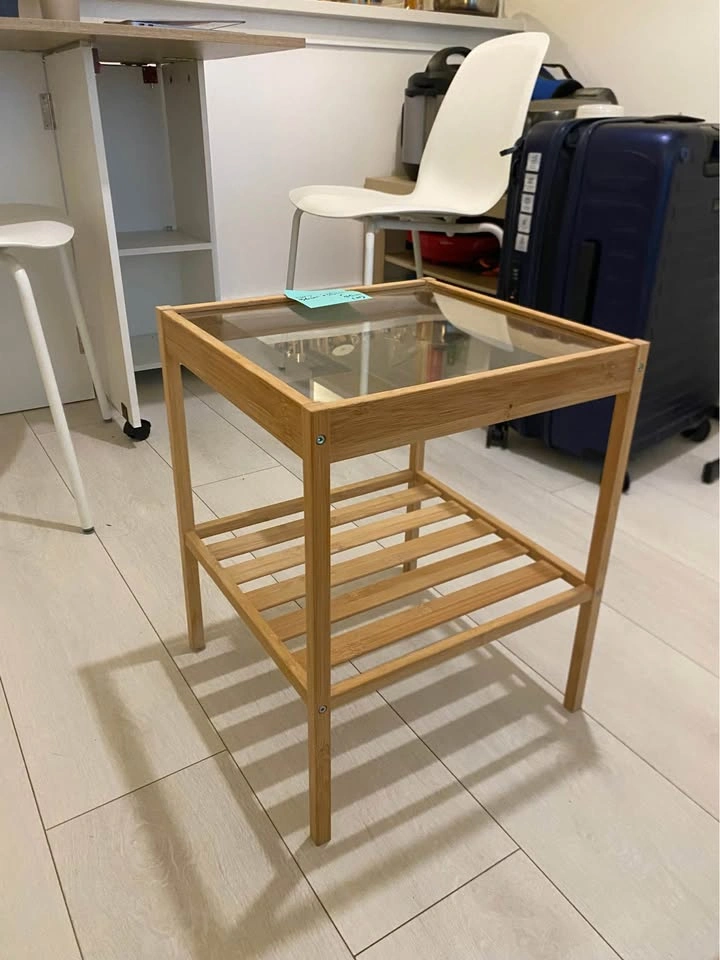Small Side Table – Excellent Condition - photo 2