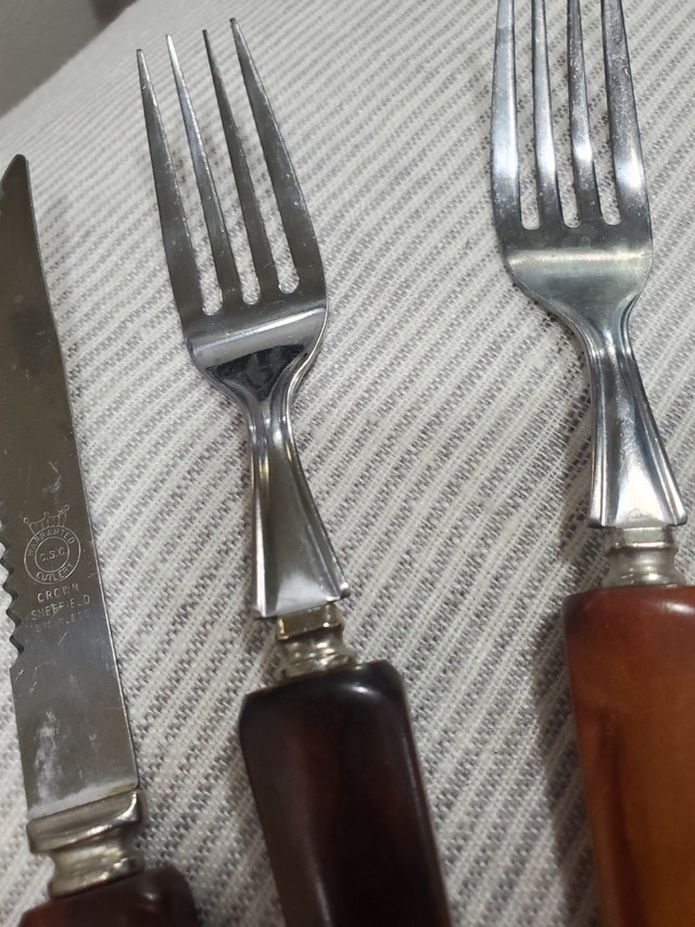 Vintage Sheffield Fork and knifes - photo 2