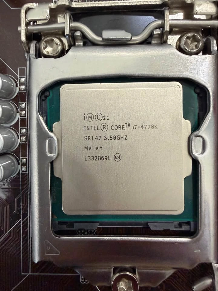 Intel i7-4770K + ASUS B85M-E + 32GB RAM + Corsair PSU Bundle - photo 2
