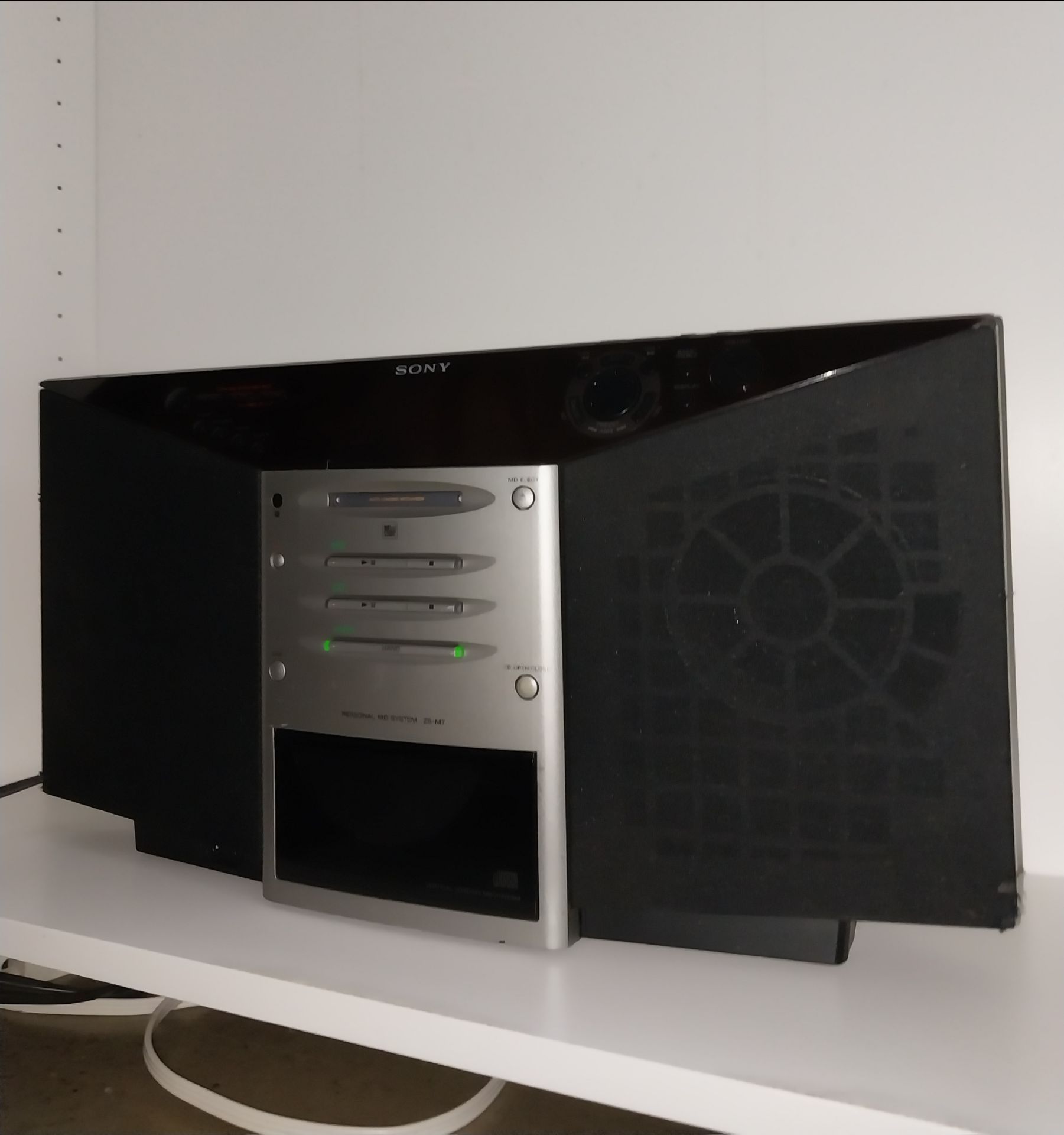 Vintage Sony Stereo System – AM/FM Radio