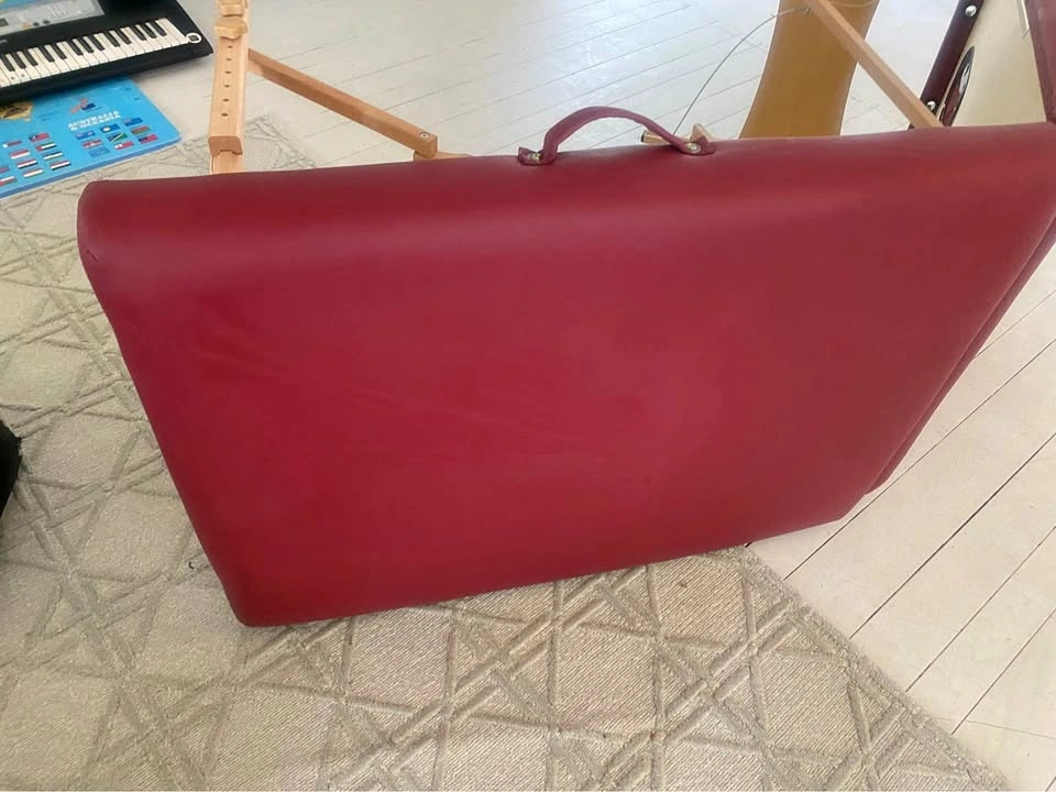 Portable Folding Massage Table