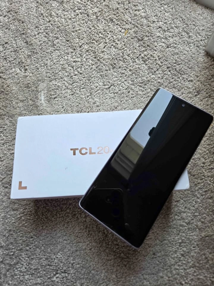 TCL 20 Pro 5G — 256GB — Outstanding Condition, Complete Set