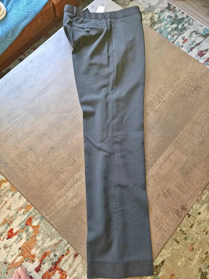 Banana Republic Black Wool Trousers - Cerruti 1881 - 34x32