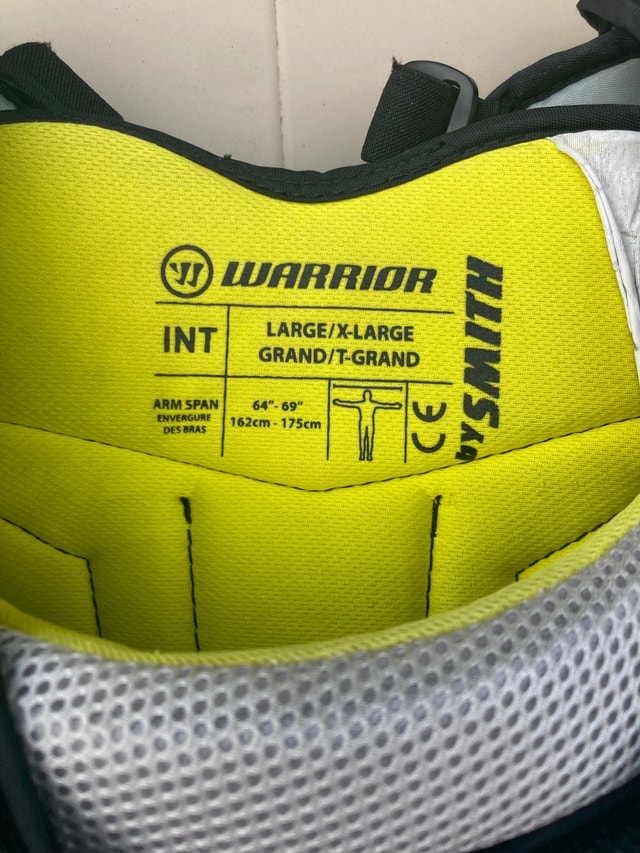 Intermediate Large / X-Large Warrior Goalie Chest Protector - photo 3