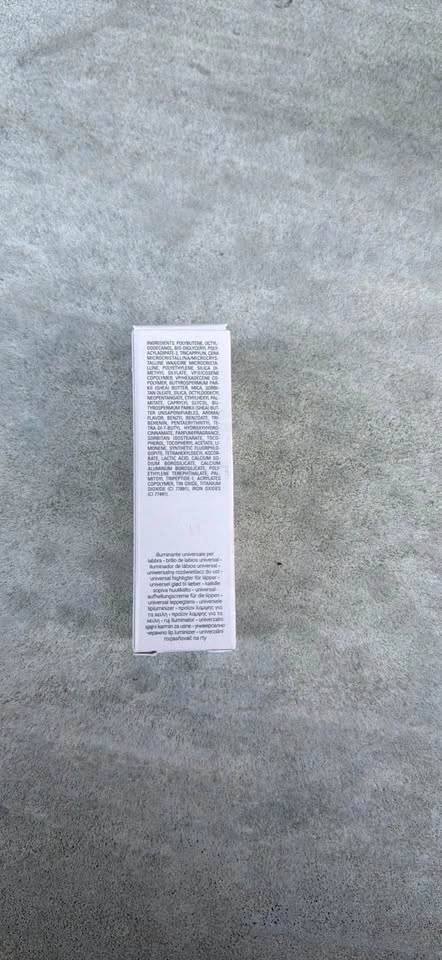 Fenty Beauty Gloss Bomb Universal Lip Luminizer - photo 2