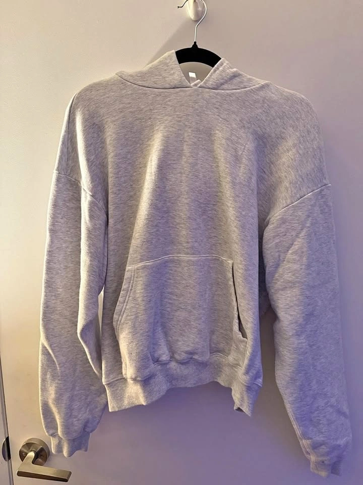 SKIMS Cotton Fleece Classic Hoodie - Light Heather Gray (Size L)