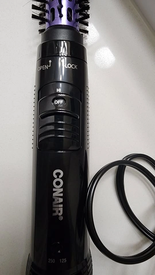 Conair 2-in-1 Hot Air Styling Curl Brush - photo 2