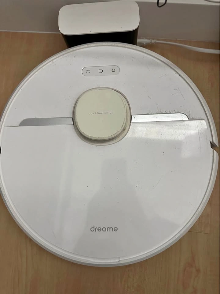 Dreame Robot Vacuum D9