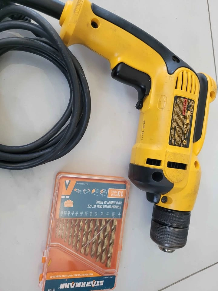 DEWALT 3/8" Heavy Duty VSR Pistol Grip Keyless Chuck Drill - photo 4