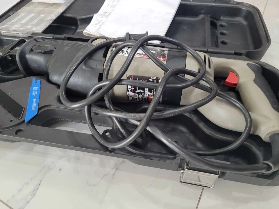 Porter Cable Professional Circular Saw with New Blades - photo 3