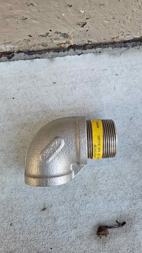 Heavy-Duty 1" Galvanized 90° Pipe Elbow Fitting